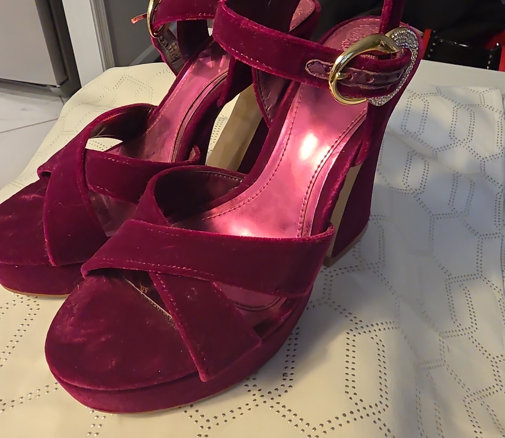 Vince Camuto Burgundy Velvet Heels